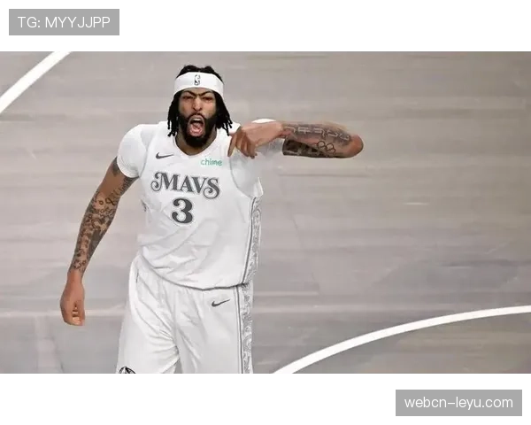 戴维斯边路爆发助球队联赛强势回暖 戴维斯边路爆发助球队联赛强势回暖