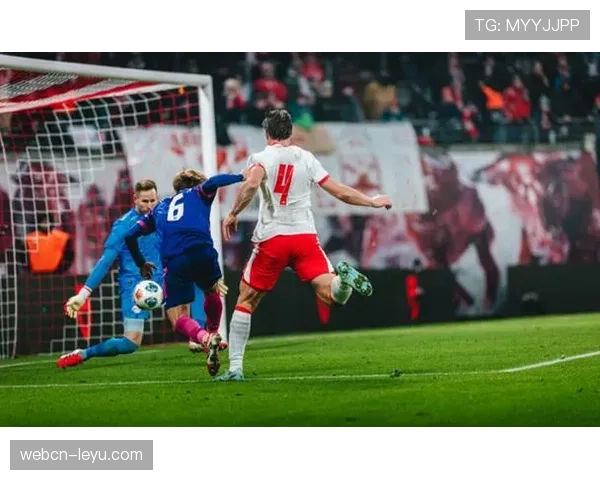 美因茨新赛季强势回暖，球迷热情高涨备受期待