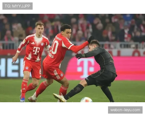 德甲转会窗口重启:豪门竞相引援,球星去向成焦点 德甲转会窗口重启:豪门竞相引援,球星去向成焦点