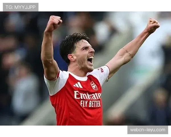 赖斯中场硬度提升，帮助球队防守稳固表现值得关注