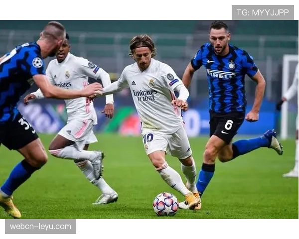 哈兰德突破百万粉丝大关，状态持续提升引发球迷热议